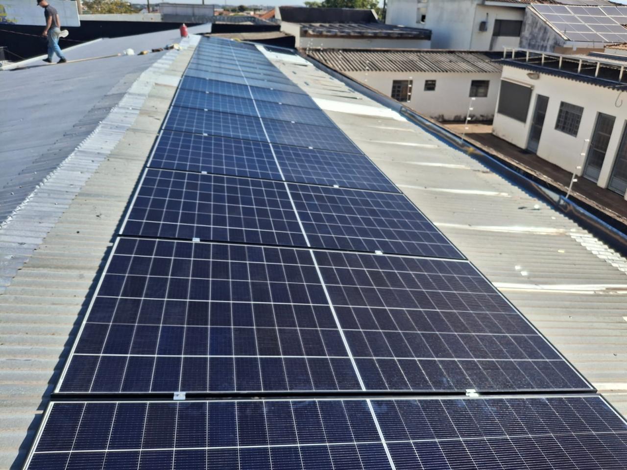 Energia Solar para Empresas – Distrito Industrial.